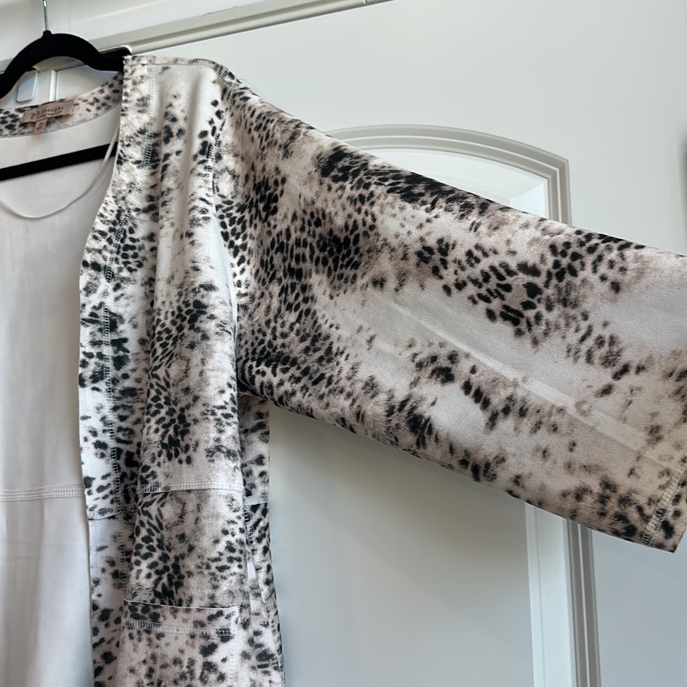 Philosophy 2X Animal Print Faux Leather Open Front Cardigan with Pockets - Picture 3 of 9